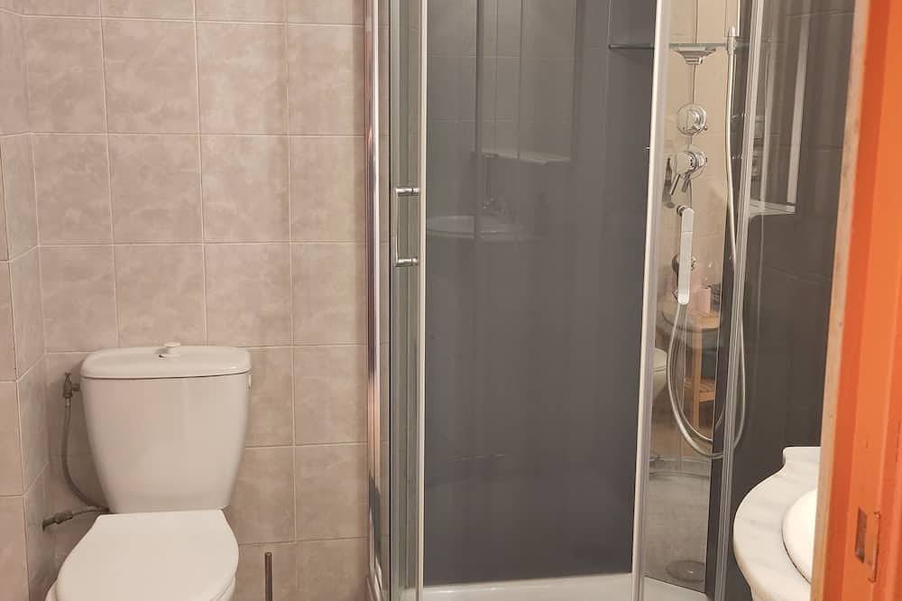 Entire apartment, In the center of the village, very quiet, close to all shops and the beach. in Villeneuve-lès-Maguelone, Côte d'Améthyste