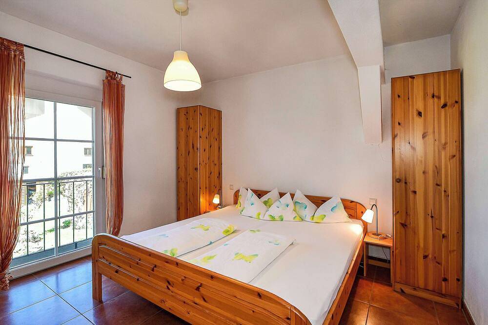 Apartamento entero, Un oasis para padres, un paraíso para los niños. in Tettnang, Region Bodensee-Oberschwaben