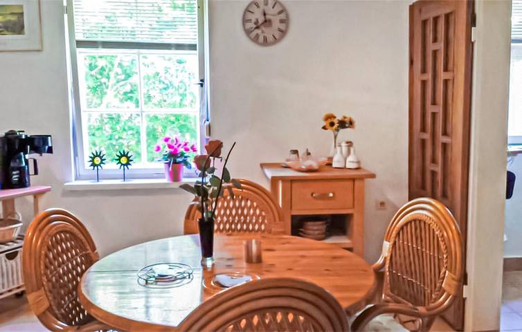 Acogedor apartamento con terraza, aparcamiento y WiFi, a 1,5 km del centro de la ciudad in Mahlow, Blankenfelde-Mahlow