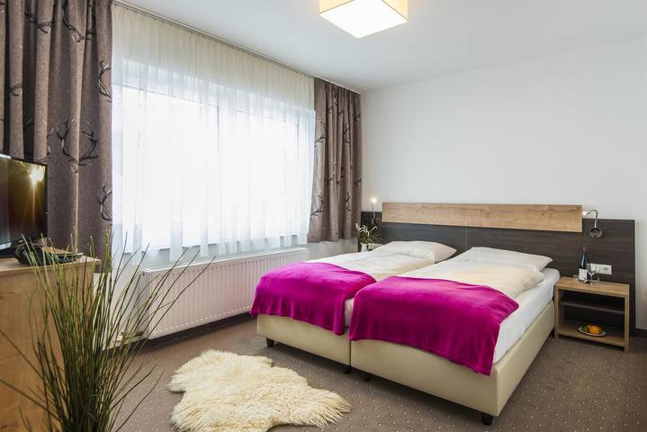 Ferienwohnung für 3 Personen, mit Garten und Balkon, kinderfreundlich - 1