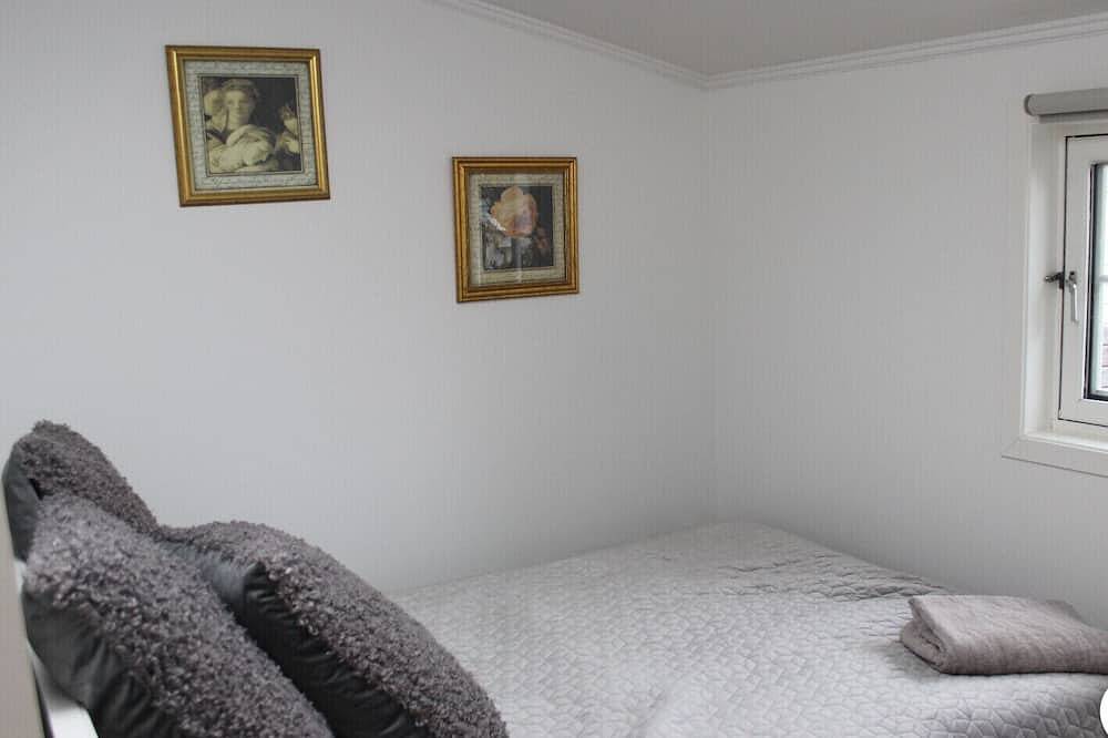 Hel lejlighed, Bullseye Kristiansand Apartment close to Town, Dyreparken, Beach. Private garden in Kristiansand