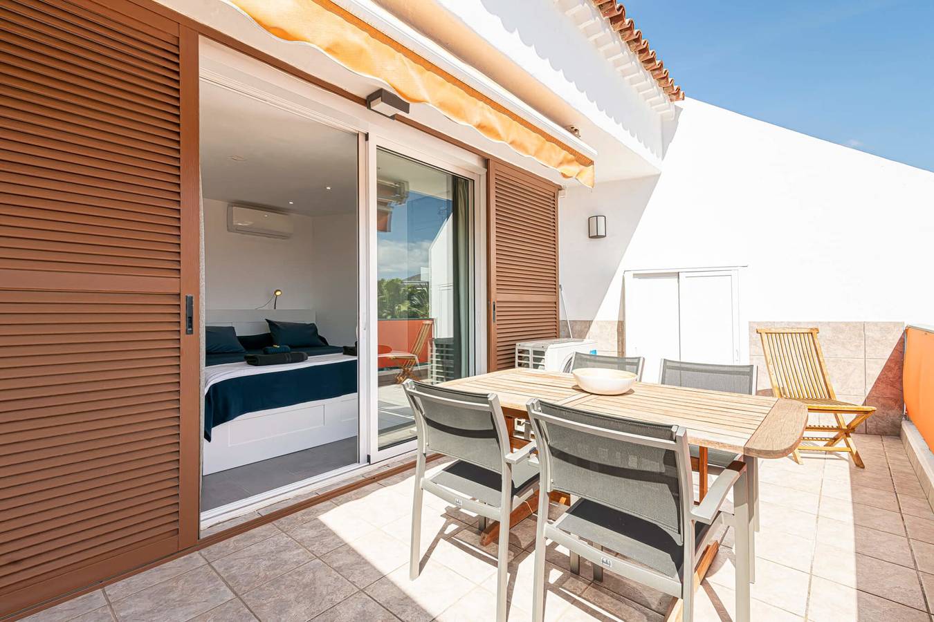 Appartamento intero, Appartamento vacanze per 6 persone con piscina in Playa del Búnker (Arona), Arona