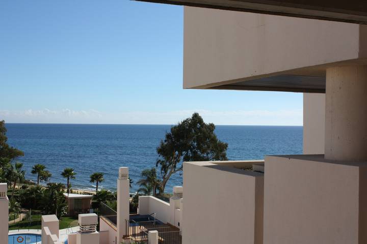 Entire apartment, 113 - Penthouse with private pool in Reinoso, Estepona