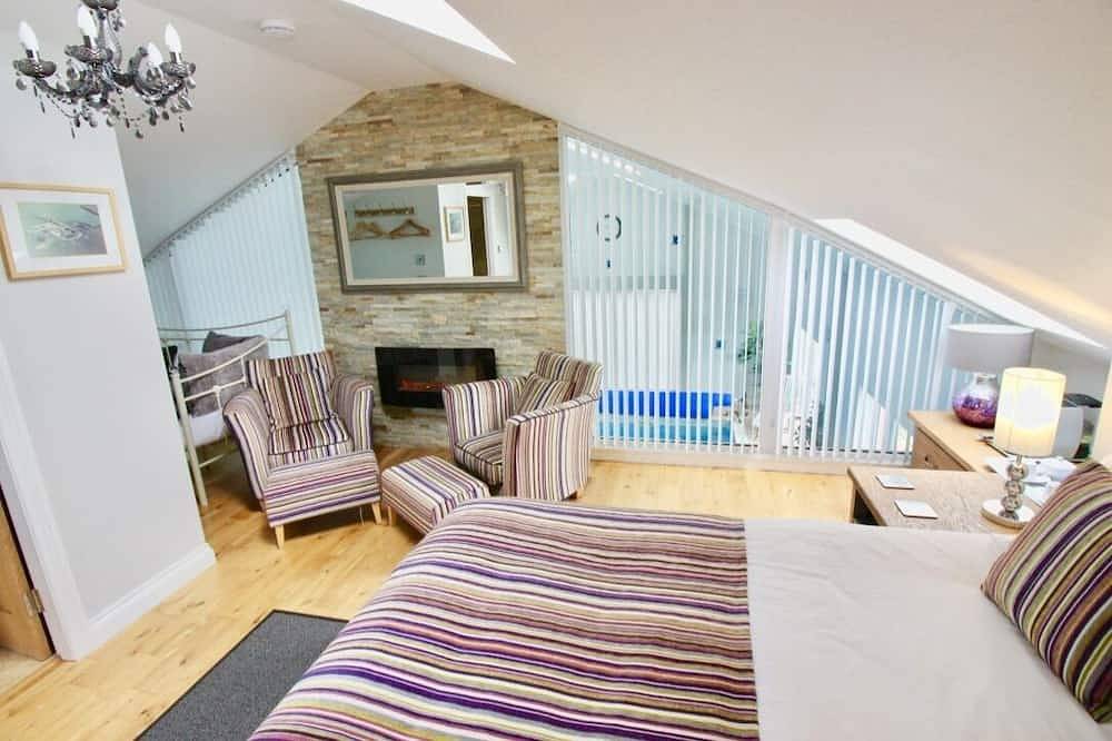 Luxury barn with privateheated indoor pool & hot tub close to Durham City in County Durham