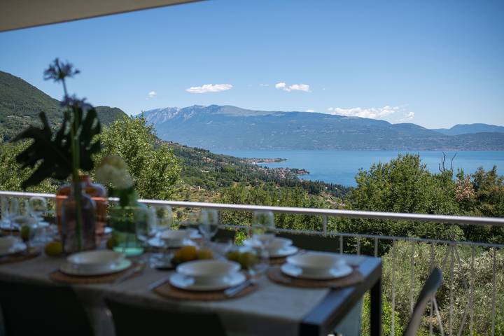 Villa für 12 Personen, mit Seeblick und Garten sowie Terrasse in Salò - 4