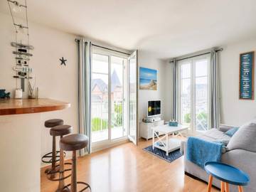 Location De Vacances pour 4 Personnes dans Saint-Sauveur-de-la-Mer, Côte Fleurie, Photo 2