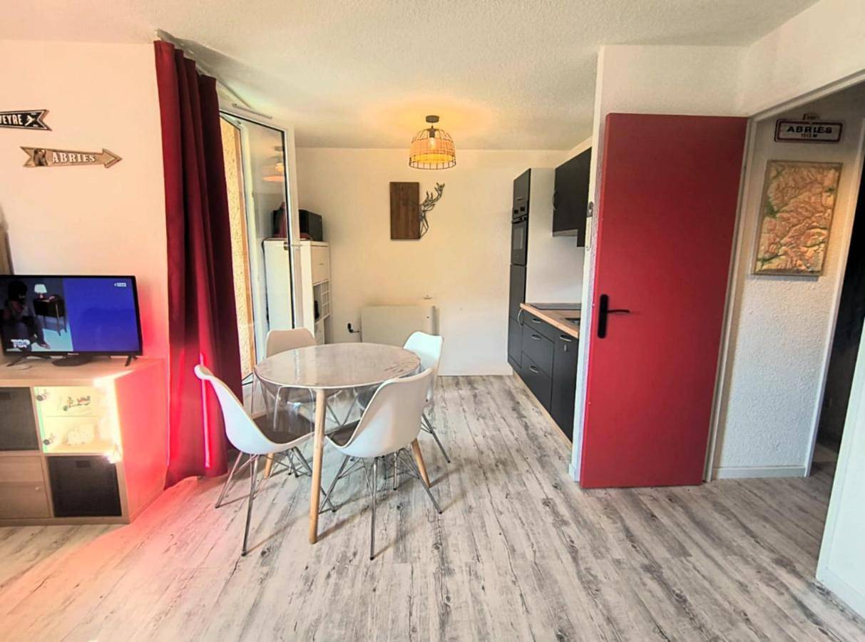 Appartement entier, Le Studio du Queyras avec vue sur la montagne in Abriès-Ristolas, Queyras