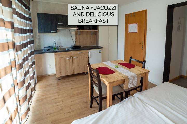 B&b per 8 persone, con piscina per bambini e giardino nonché idromassaggio in Slovenia