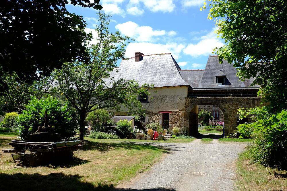 Gîte de campagne au coeur d'une ancienne ferme in Saint-Brieuc-des-Iffs, Région de Rennes