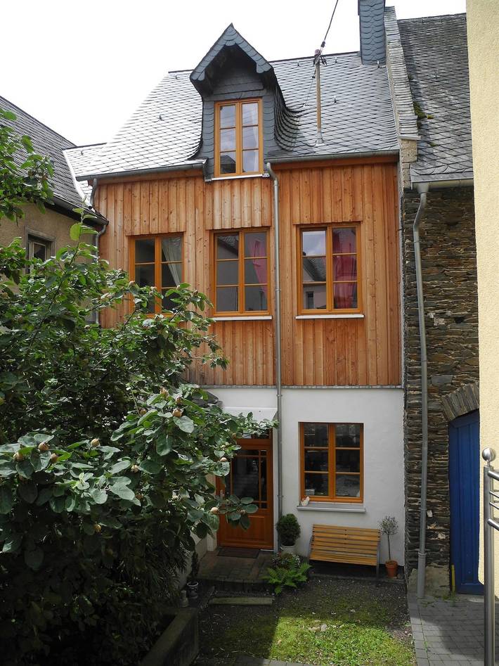 Ferienhaus für 6 Personen, mit Terrasse und Garten sowie Ausblick in Enkirch