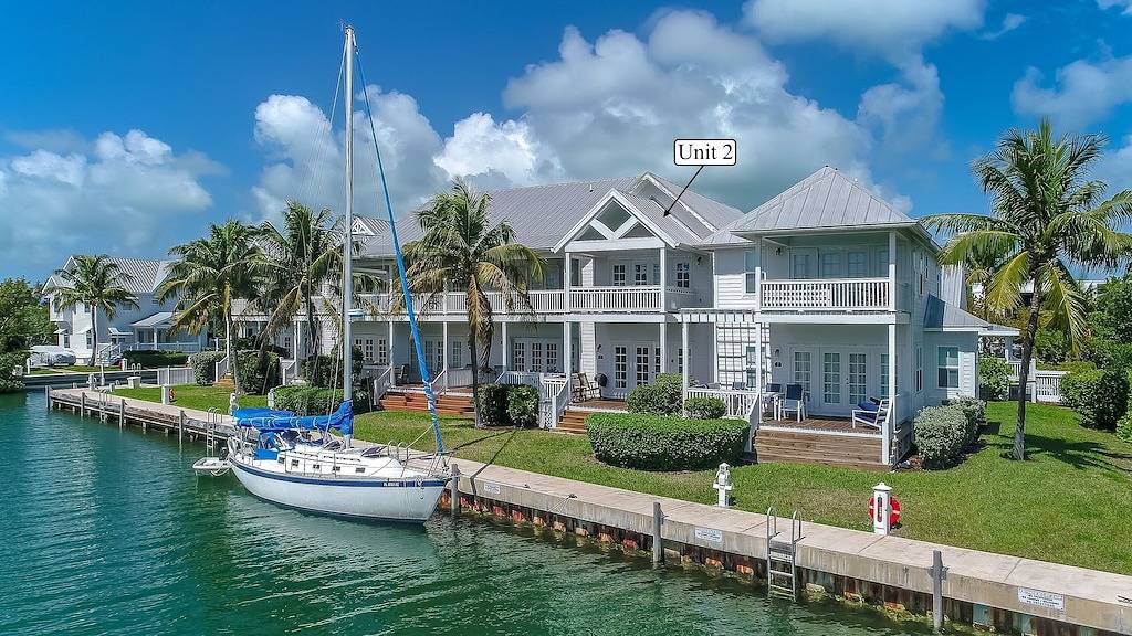 Coral Lagoon Waterfront Villa # 2 / Bestbewertetes Resort mit 3 Schlafzimmern und 2. 5 Bädern in Marathon, Monroe County