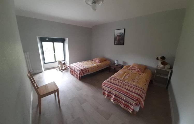 Location de vacances pour 6 personnes, avec Terrasse ainsi que Jardin et Vue dans Percy-en-Normandie - 2