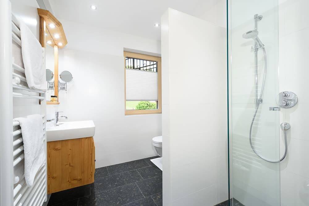 Ganze Wohnung, Ferienwohnung/App. für 4 Gäste mit 45m² in Innsbruck in Innsbruck, Innsbruck Land