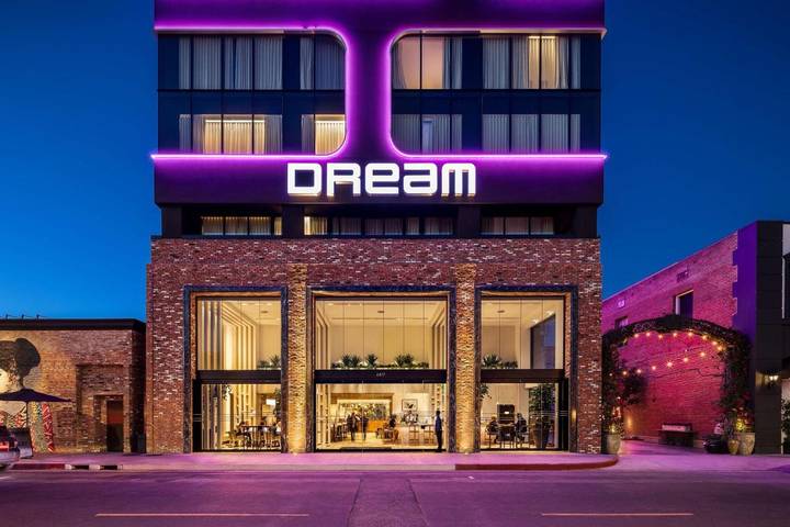 Hotel voor 4 personen, met terras en zwembad, met huisdier in Hollywood