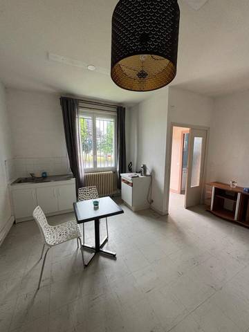 Gîte pour 2 personnes, avec jardin à Saint-Martin-des-Champs