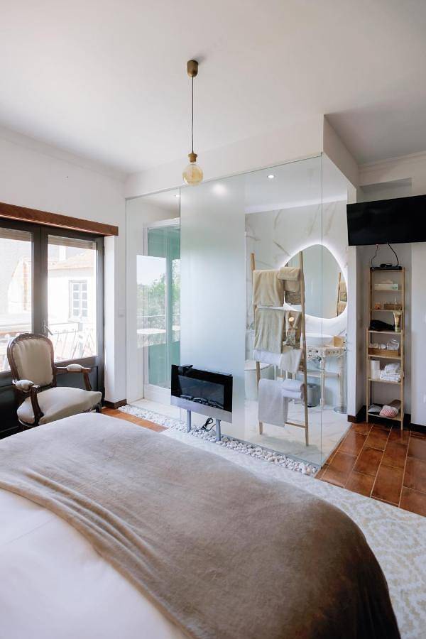 Gîte pour 4 personnes, avec Balcon et Jacuzzi ainsi que Terrasse et Vue dans Aguda - 2