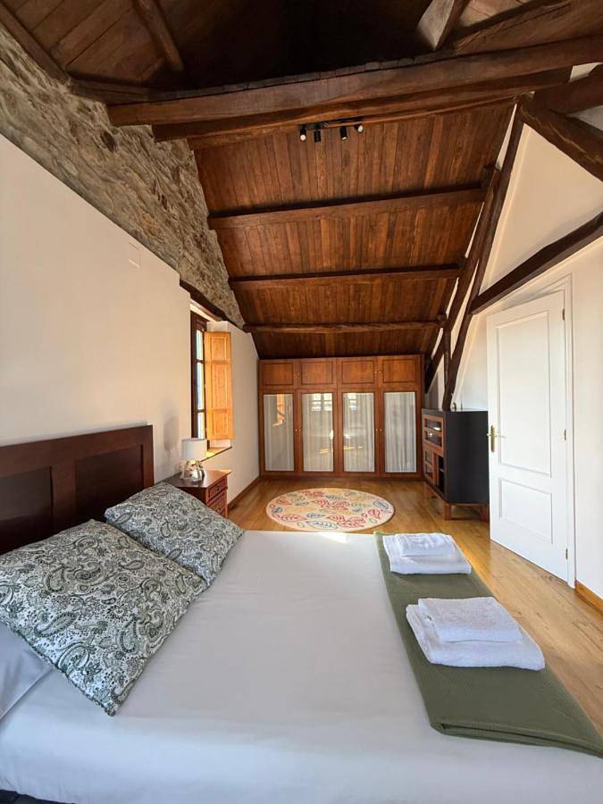 Location de vacances pour 6 personnes, avec Terrasse ainsi que Jardin et Vue à Tapia de Casariego - 3