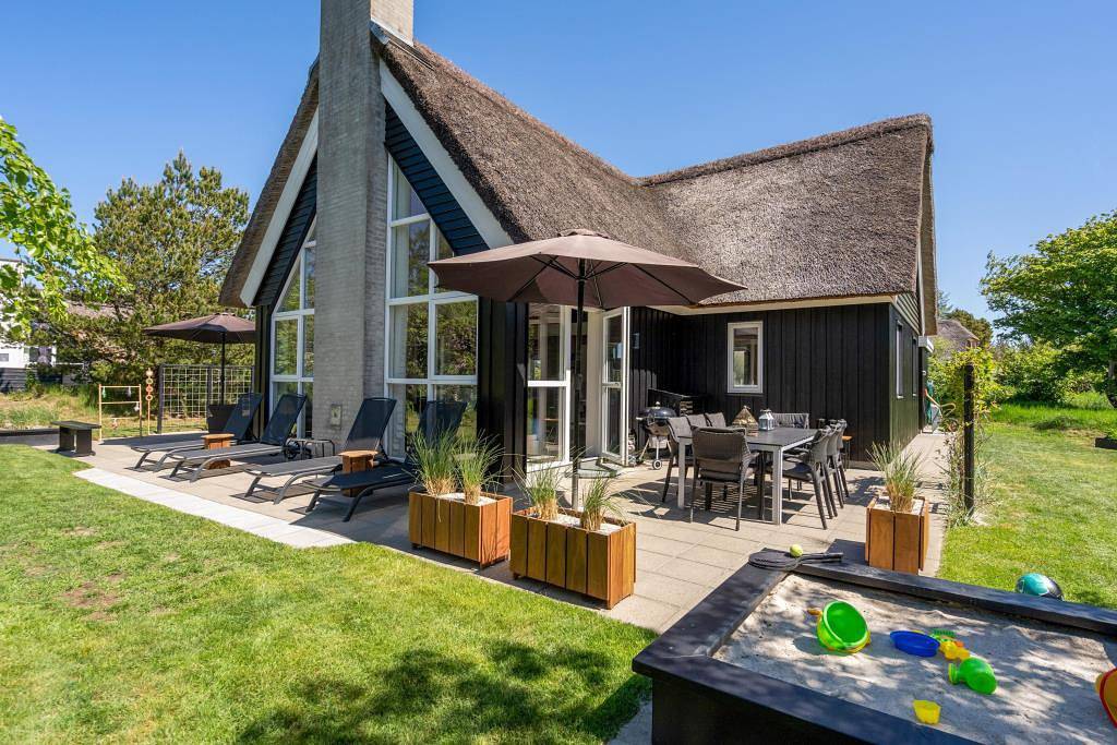Gemütliches Ferienhaus für 8 Personen, Sauna, Whirlpool und Kicker in Blavand, Varde