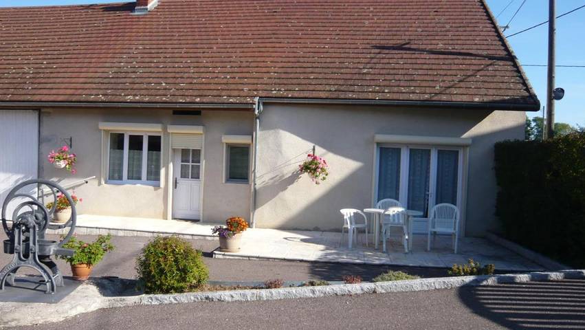Location de vacances pour 4 personnes, avec Terrasse ainsi que Jardin et Vue à Saint-Martin-de-la-Mer