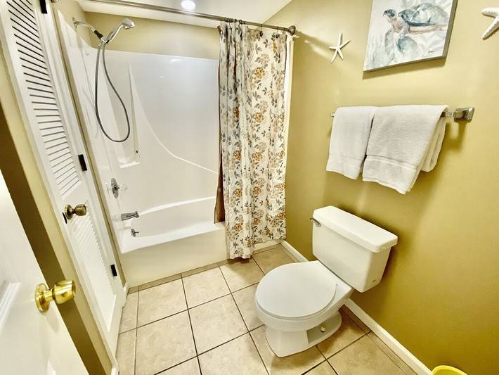 Vacation rental for 6 people, with balcony and pool, with pets in Panama City Beach