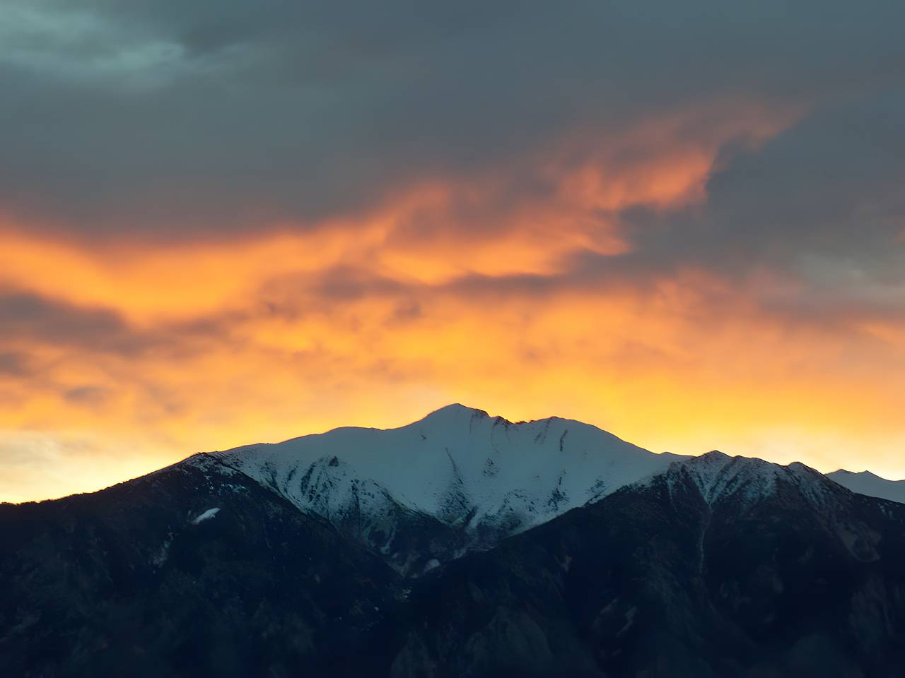 Gîte madres coronat balcon du canigou in Jujols, Parc naturel régional des Pyrénées catalanes