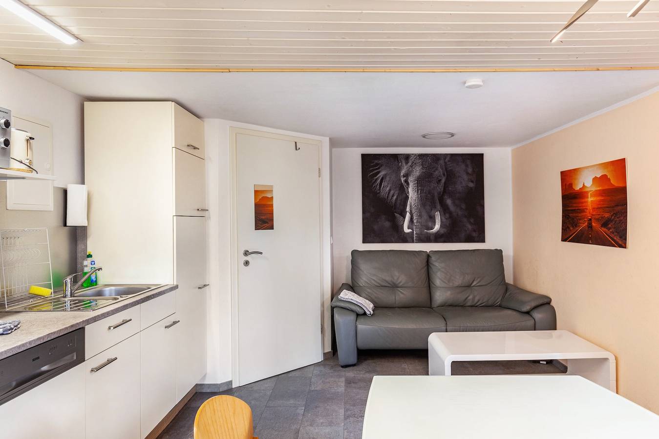 Ferienhaus 36 mit privater Terrasse, Gemeinschaftsgarten und Wlan in Bungalowdorf Zadelsdorf, Zeulenroda-Triebes
