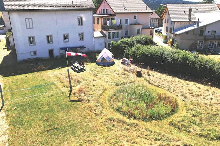 Gîte pour 10 personnes, avec jardin ainsi que vue et terrasse à Sainte-Croix