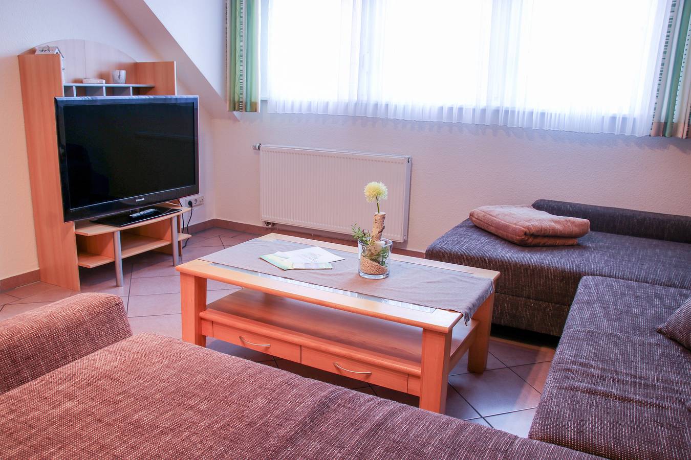 Ganze Ferienwohnung, Familienhof Brüning - Gartenblick in Meppen, Hasetal