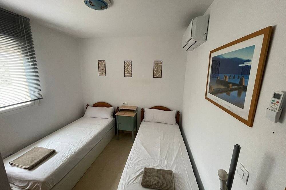 Apartamento entero, Modern, Stylish Beach Apartment with Stunning sea views, Pools & Ultrafast Wi-Fi in El Pinar de San Gines, Cartagena