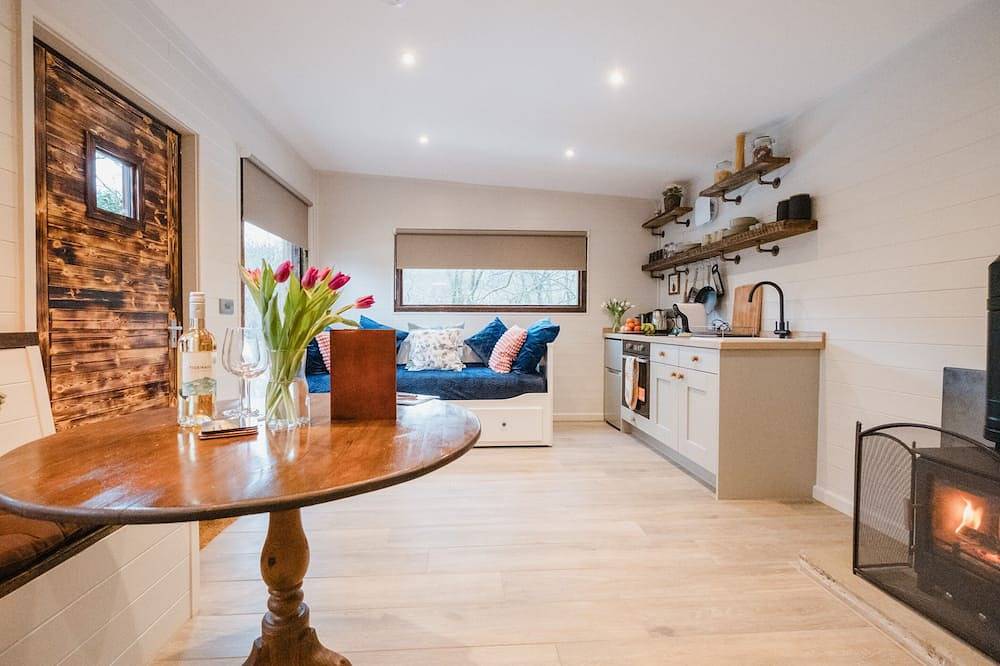 Spy's Cabin, perfect for a getaway. in West Yorkshire