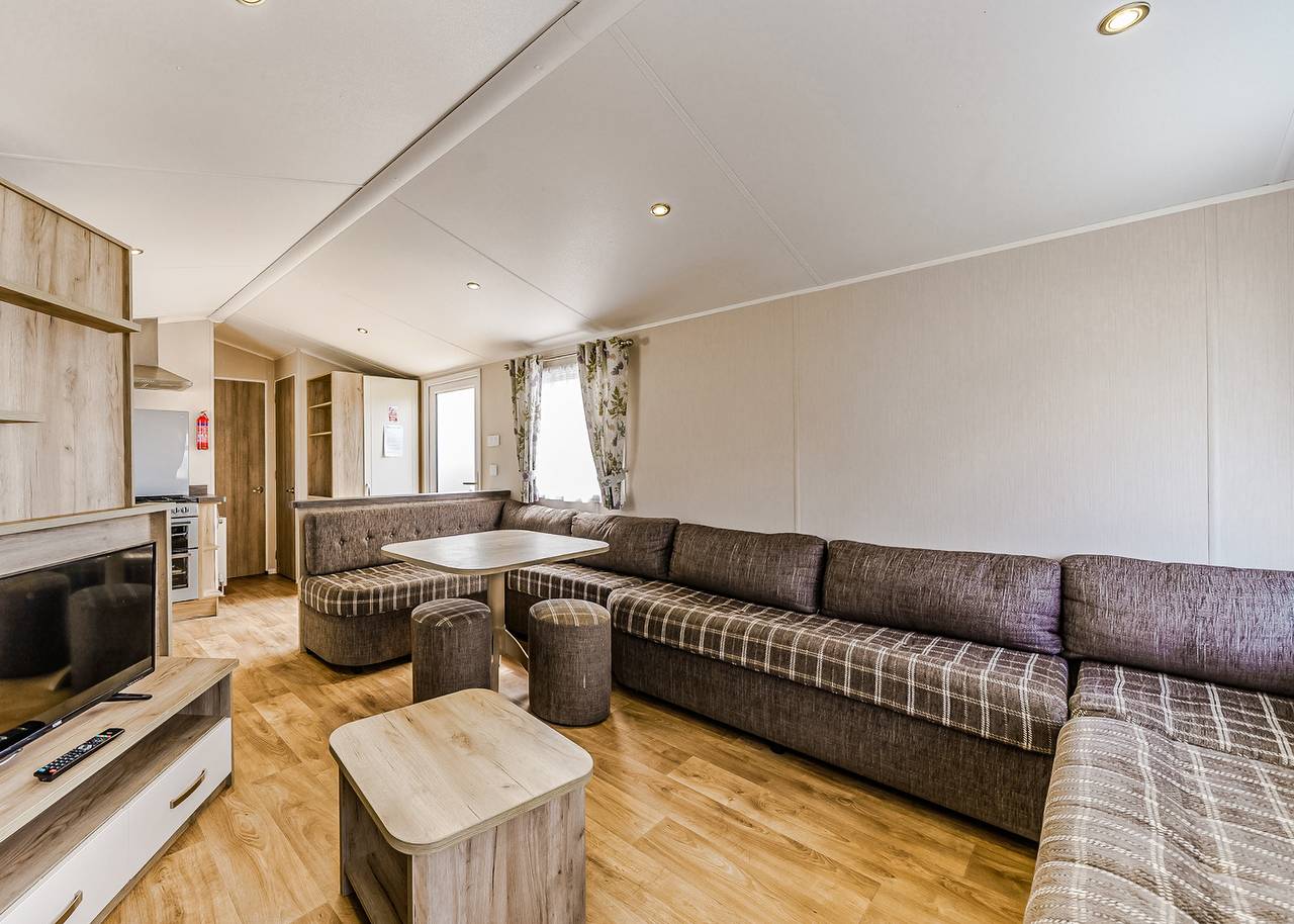 Purn Gold 6 (Pet) in North Somerset