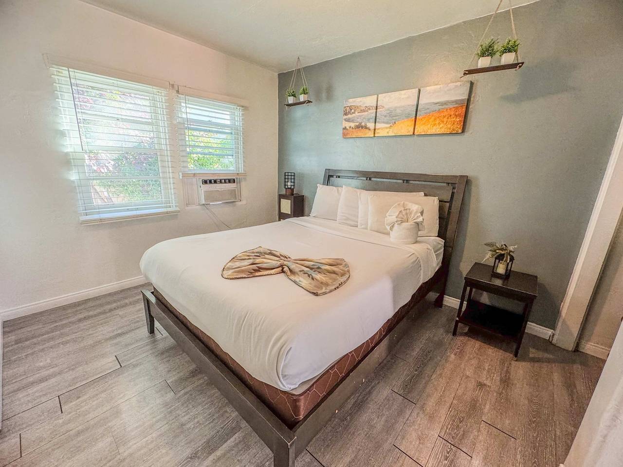  57 Private Cottage  in San Diego, San Diego County