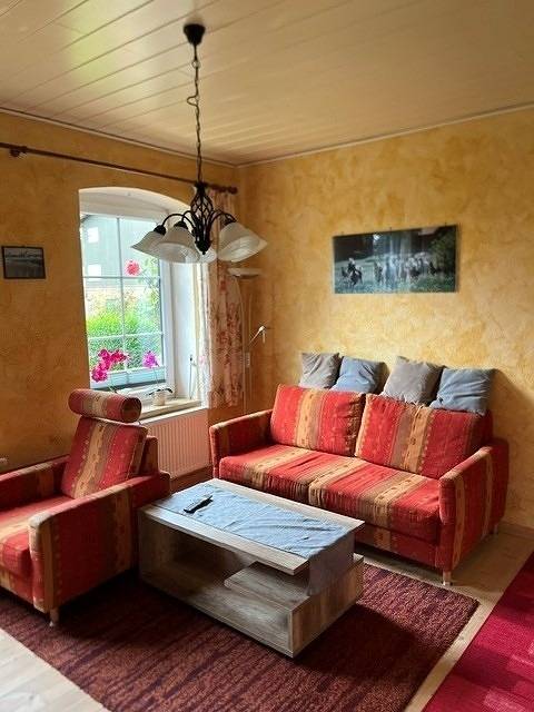 Ferienwohnung für 4 Personen, mit Terrasse und Garten sowie Sauna und Ausblick in Boren