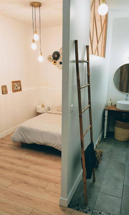Double Room in Angoulême, Charente