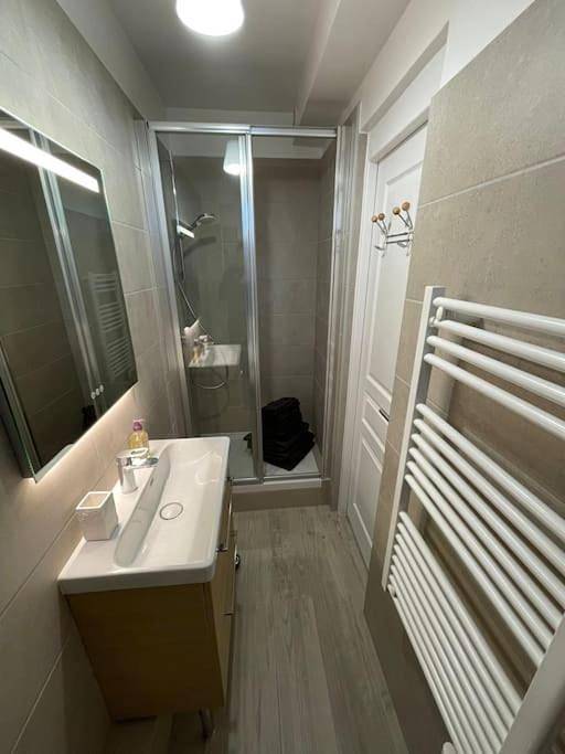 Gîte pour 2 personnes, avec balcon à Poissy - 3