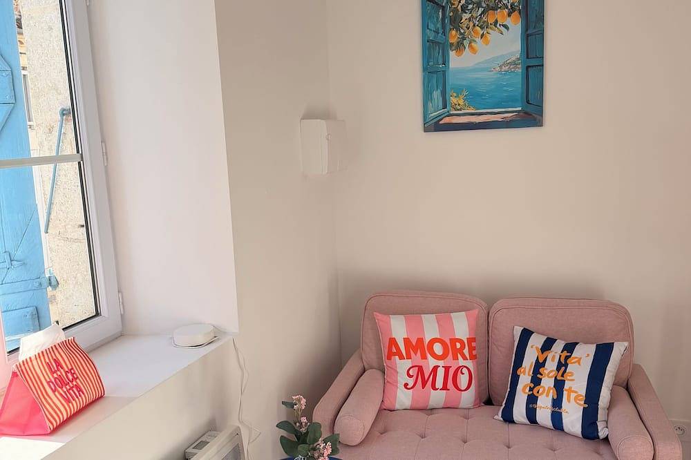 Entire apartment, A Mediterranean Getaway in Lectoure, Gers