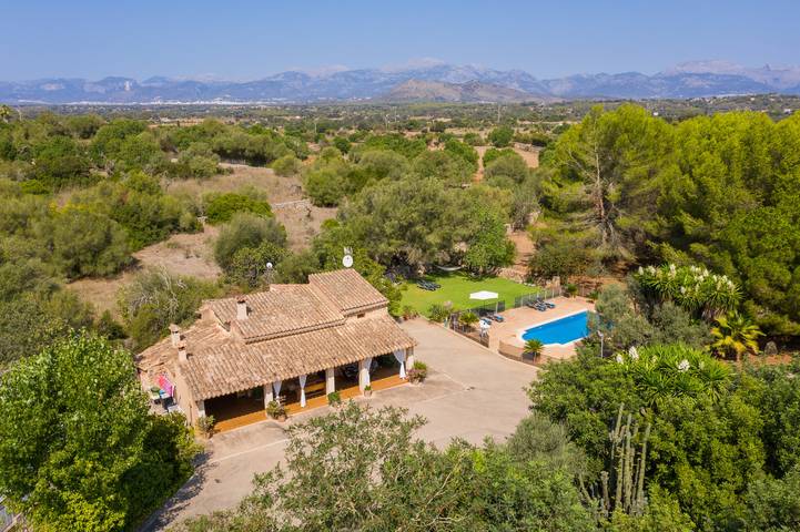 Finca für 4 Personen, mit Garten und Terrasse in Llubí