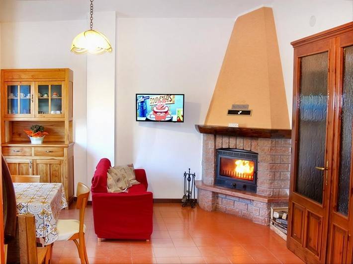 Gîte pour 6 personnes, avec vue et terrasse à Colere - 2