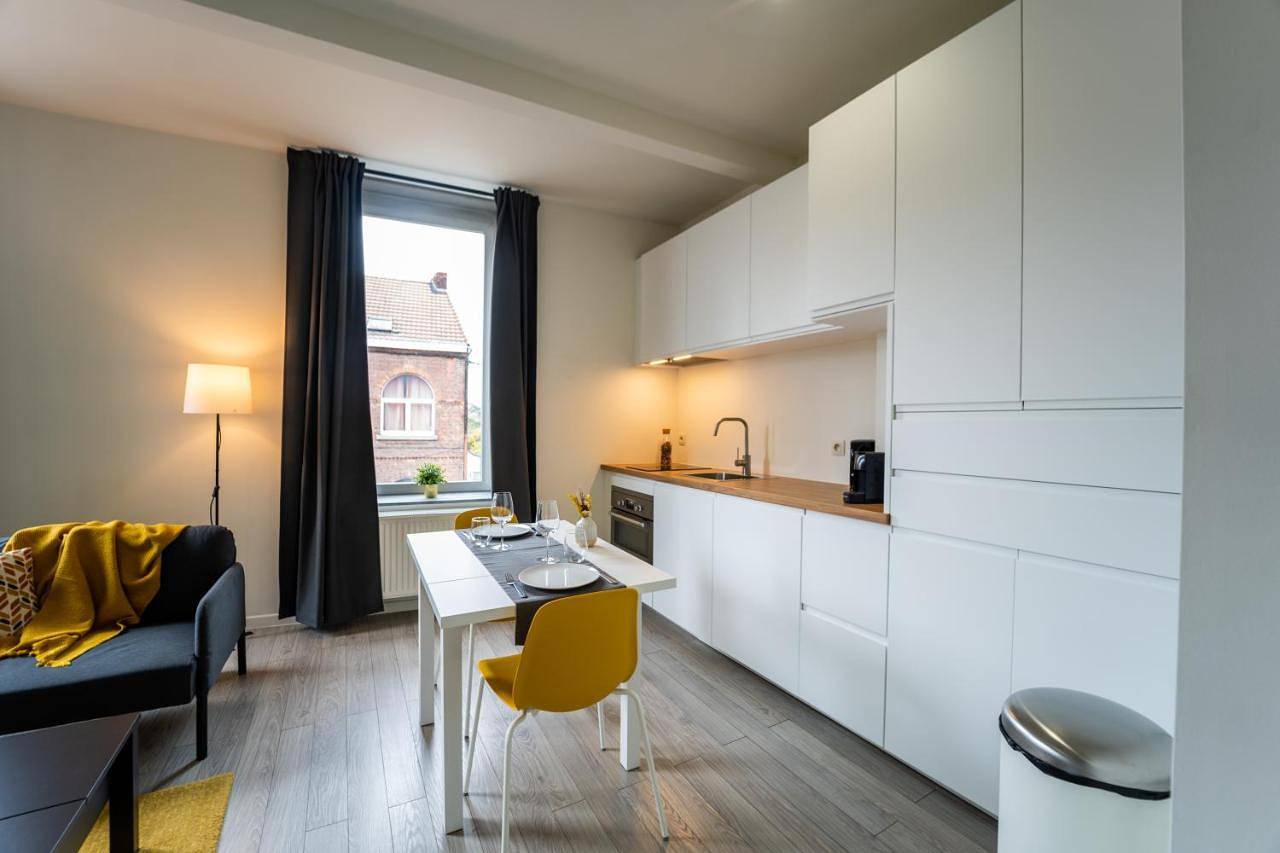 Appartement entier, One-Bedroom Apartment in Mons (Hennegau), Hainaut