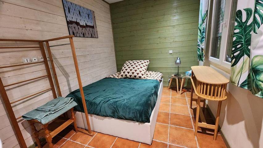 Holiday apartment for 2 people, with view and terrace as well as garden - 1