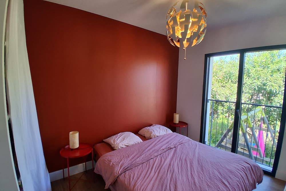 House with above-ground pool in Folelli, Penta-di-Casinca