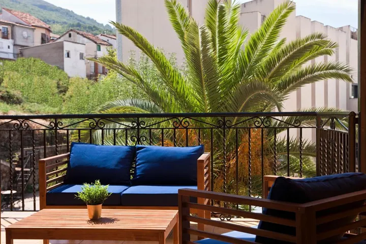 Hotel für 2 Personen, mit Terrasse und Ausblick - 1