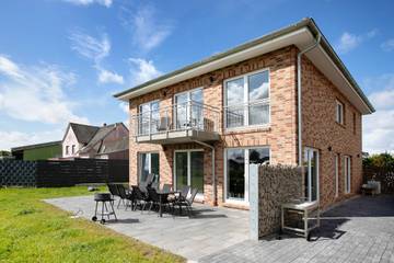 Ferienhaus für 14 Personen, mit Garten und Seeblick sowie Sauna, mit Haustier in Eider-Treene-Sorge