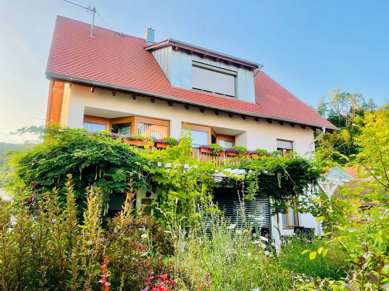 Ganze Wohnung, Ferienwohnung 'Abendrot, 45qm' mit Seeblick, Balkon und Wi-Fi in Sipplingen, Region Bodensee-Oberschwaben
