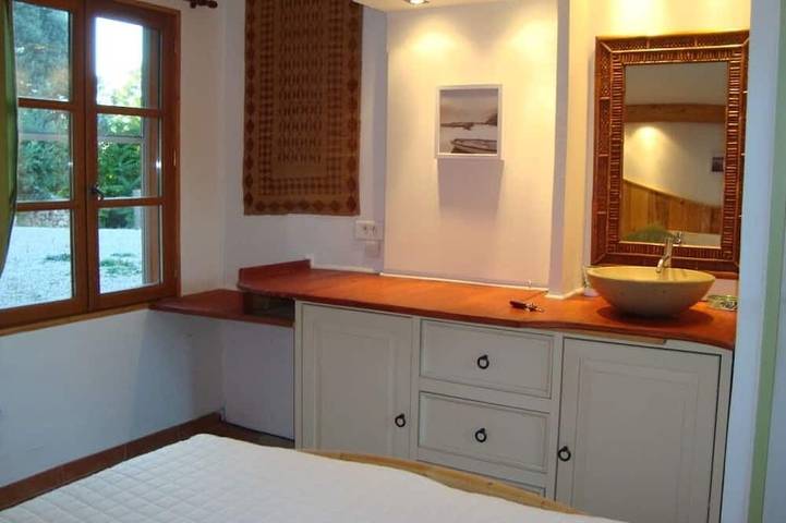 Location de vacances pour 6 personnes, avec terrasse et jardin à Salernes - 4