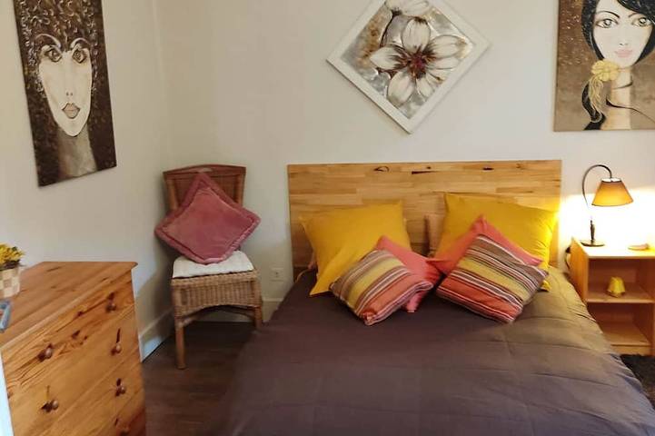 Gîte pour 2 personnes, avec Jardin à Rumilly