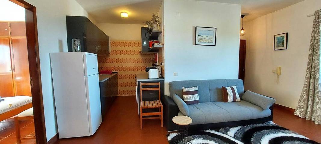 Ferienwohnung für 4 Personen, mit Balkon und Terrasse sowie Ausblick in Arrifana - 3