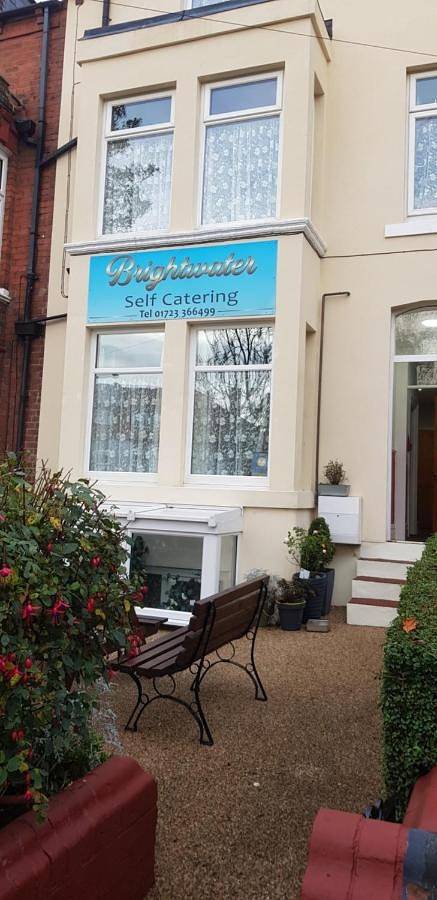 Bed and breakfast for 3 people, with terrace in Scarborough