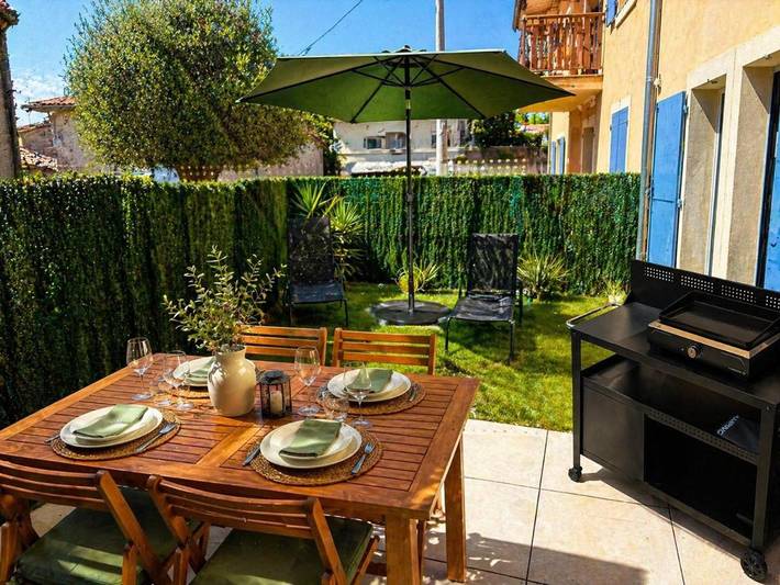 Appartement de vacances pour 4 personnes, avec Terrasse et Jardin
