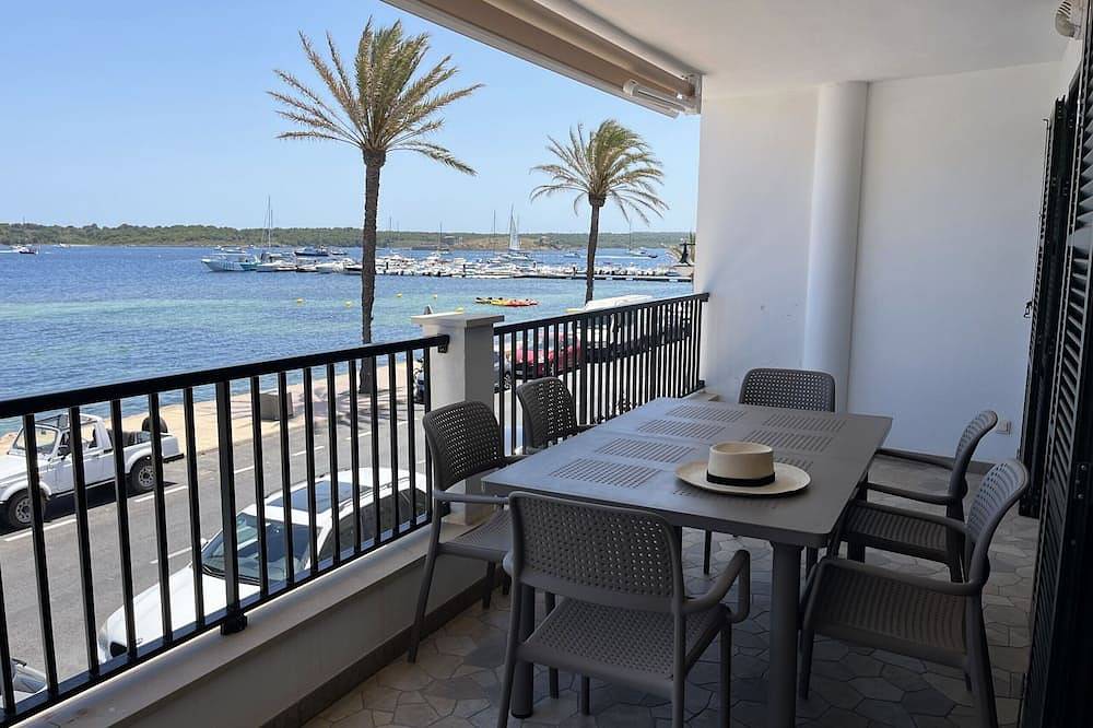Entire apartment, Apartment just in front of the sea in Fornells, Es Mercadal